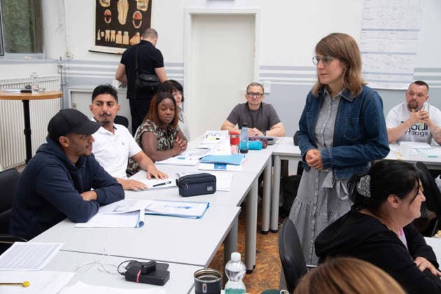 Verena SCHAEFFER, Schäffer, Minister for Children, Youth, Family, Equality, Refugees, and Integration of the State of North Rhine-Westphalia, visits the Quaz Ruhr Language and Training Center in Bochum on July 22, 2026