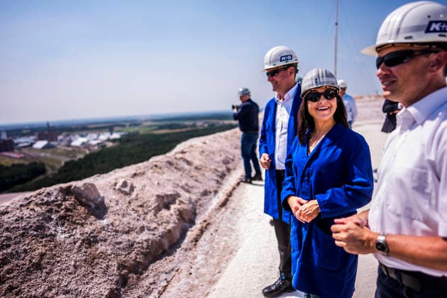 Katherina Reiche (CDU), Federal Minister of Economic Affairs and Energy, visits the K S Minerals and Agriculture GmbH plant in Zielitz. Zielitz, July 30, 2026. Photographed on behalf of the Federal Ministry of Economic Affairs and Energy. Zielitz, Germany Copyright: xDominikxButzmannx