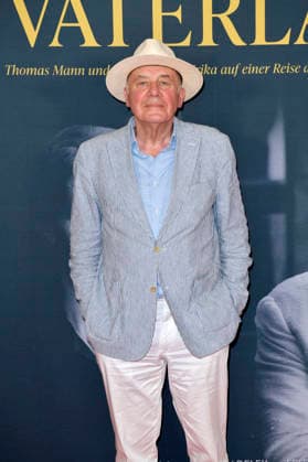 Hanns Zischler at the premiere of the movie *Vaterland* at the Delphi Filmpalast am Zoo in Berlin, July 30, 2026 Foto:xM.xBehrensx xFuturexImagex vaterland_6724