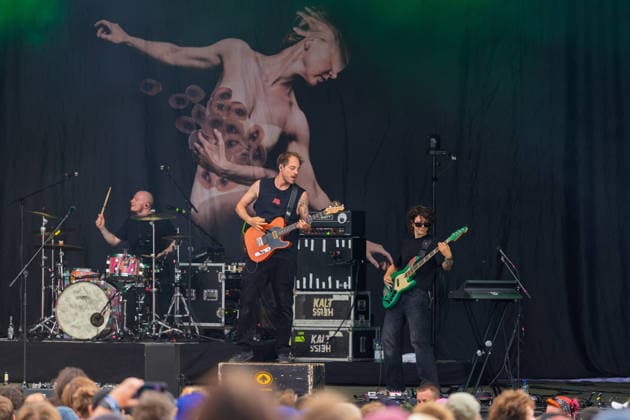 Green Juice Festival 2026 HEISSKALT Mathias BLOECH Vocals, Guitar The Stuttgart-based alternative rock band Heisskalt performing live outdoors on the main stage at the Green Juice Festival in Park Neu Vilich in Bonn, Bonn Neu Vilich, North Rhine-Westphalia, Germany Copyright: xMarcxJohnx
