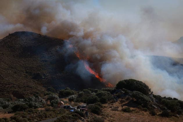 Wildfires continue in Rethymno region of Crete CRETE, GREECE - JULY 31: Firefighters battle a wildfire burning near the village of Drimiskos in the Rethymno region on the island of Crete, Greece, on July 31, 2026. Costas Baltas Anadolu Crete Greece. Editorial use only. Please get in touch for any other usage.  Copyright: x2026xAnadoluxCostasxBaltasx