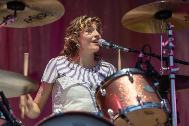 Green Juice Festival 2026 BLOND Lotta KUMMER Drums, Vocals The Chemnitz-based indie pop band Blond performing live outdoors on the main stage at the Green Juice Festival in Park Neu Vilich in Bonn, Bonn Neu Vilich, North Rhine-Westphalia, Germany Copyright: xMarcxJohnx