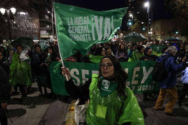 July 31, 2026, Santiago, Chile: Various feminist groups demonstrated in Santiago, Chile, against the bill proposing that women listen to the baby s heartbeat before undergoing an abortion. Santiago Chile  - ZUMAu105 20260731_zip_u105_006 Copyright: xManuelxUrzuax