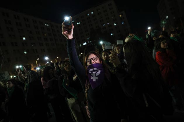 July 31, 2026, Santiago, Chile: Various feminist groups demonstrated in Santiago, Chile, against the bill proposing that women listen to the baby s heartbeat before undergoing an abortion. Santiago Chile  - ZUMAu105 20260731_zip_u105_009 Copyright: xManuelxUrzuax