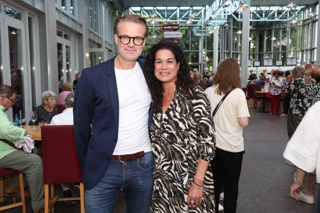 Ralf Stech with Caroline Kiesewetter at the premiere of the comedy *Bis dass der Tod*, Winterhuder Fährhaus Comedy Theater, Hamburg. The play is about a clumsy hitman who is hired by various members of a family to kill each other. The only reason: the heir stands to inherit a fortune worth millions. Hamburg, July 31, 2026