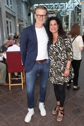 Ralf Stech with Caroline Kiesewetter at the premiere of the comedy *Bis dass der Tod*, Winterhuder Fährhaus Comedy Theater, Hamburg. The play is about a clumsy hitman who is hired by various members of a family to kill each other. The only reason: the heir stands to inherit a fortune worth millions. Hamburg, July 31, 2026