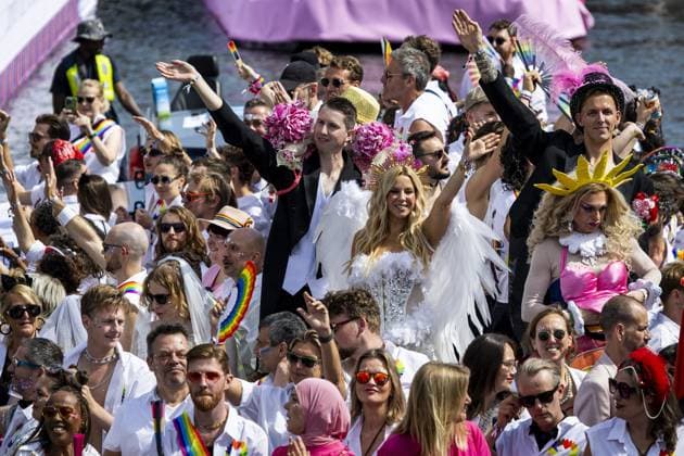 AMSTERDAM - Participants in the Canal Parade. The boat parade is traditionally part of the Pride celebrations in the capital. RAMON VAN FLYMEN ANP netherlands out - belgium out  Copyright: xx x564680728x originalFilename: 564680728.jpg