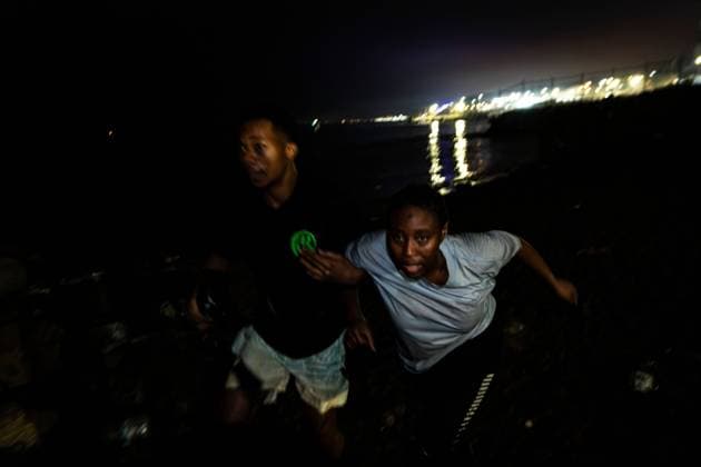 Migrant crossings continue at the Tarajal border during early morning hours CEUTA, SPAIN - AUGUST 1, 2026: The arrival of migrants across the Tarajal border continues during the early hours of Saturday morning in Ceuta. Authorities maintain security and monitoring devices at the border crossing amid the ongoing influx. Ceuta Spain Copyright: x xSamuelxVegax xJNAxPressx