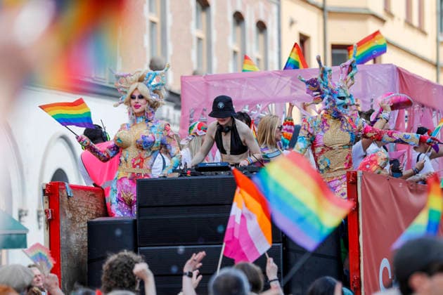 STOCKHOLM, SWEDEN 20260801 The Pride parade runs from Norr Mälarstrand to Slussen during this year s Stockholm Pride STOCKHOLM SWEDEN x11700x  Copyright: xMagnusxGrimstedt TTx STOCKHOLM PRIDE fO85EK9STZQ