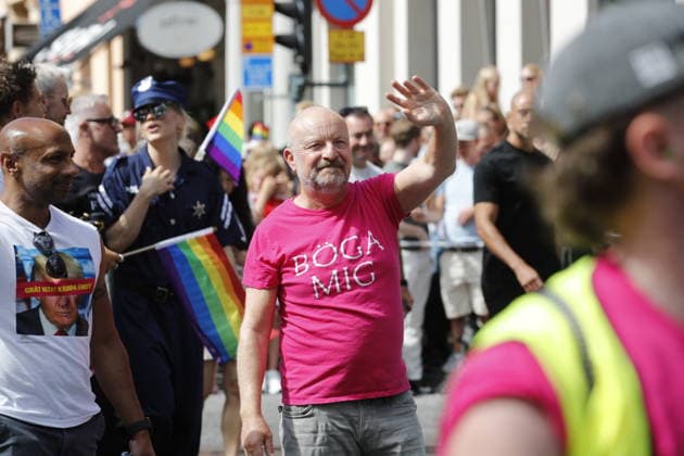 STOCKHOLM, SWEDEN 20260801 Jonas Gardell at the Pride Parade, which runs from Norr Mälarstrand to Slussen during this year s Stockholm Pride STOCKHOLM SWEDEN x11700x  Copyright: xMagnusxGrimstedt TTx STOCKHOLM PRIDE 9A5KWiF8T-s
