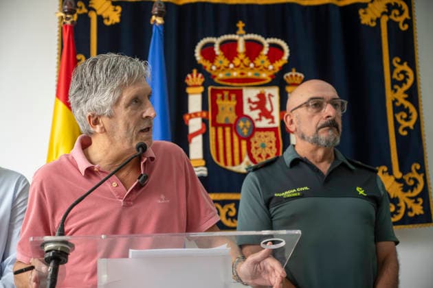 Marlaska Assesses the Migration Crisis in Ceuta Interior Minister Fernando Grande Marlaska addresses the media at the Government Delegation headquarters on August 1, 2026, in Ceuta, Spain. Marlaska met with the Government Delegate in Ceuta, Miguel Ángel Pérez, and with senior officials from the State Security Forces to assess the evolution of the migration crisis. AUGUST 1, 2026, Ceuta, Spain  Copyright: xMarcosxMorenox 7698263