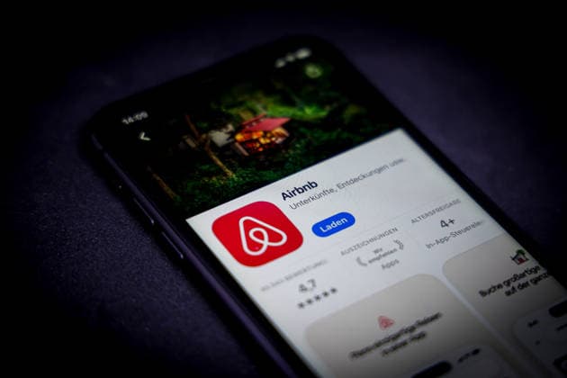 Apple App Store on an iPhone: Top Apps – Airbnb, January 8, 2026