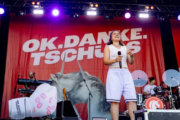 Green Juice Festival 2026 OK DANKE TSCHÜSS Eva SAUTER (vocals) The Mannheim-based synth-pop band ok danke tschüss performing live on the main stage at the Green Juice Festival in Park Neu Vilich in Bonn, Bonn Neu Vilich, North Rhine-Westphalia, Germany Copyright: xMarcxJohnx