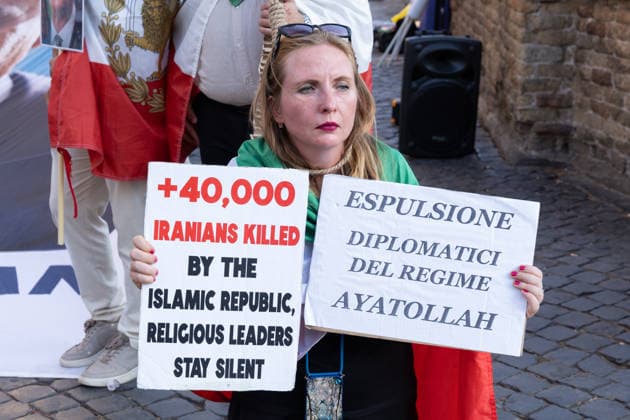 IPA87163996 - Sit-in at Largo Argentina in Rome against the Ayatollahs regime in Iran  Copyright: xMatteoxNardonex xx 87163996