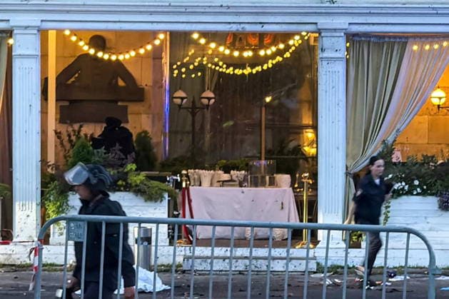 RUSSIA, MOSCOW - AUGUST 1, 2026: An explosion damages a cafe in Kudrinskaya Square, central Moscow, three dead, 15 suffering injuries of various degrees of severity Moscow Russia  - ZUMAt113 20260801_zaa_t113_673 Copyright: xIlyaxLazarevx