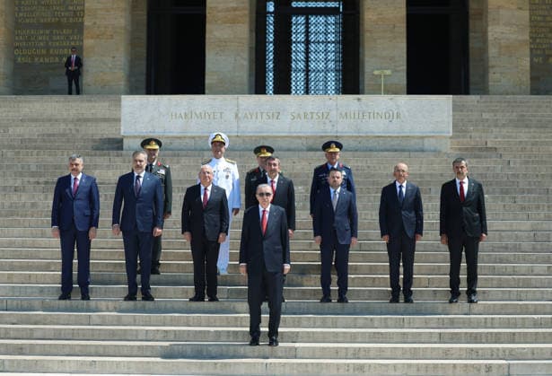Turkish President Recep Tayyip Erdogan visits Anitkabir ANKARA, TURKIYE – AUGUST 4: (----EDITORIAL USE ONLY - MANDATORY CREDIT - TURKISH PRESIDENCY MURAT KULA HANDOUT - NO MARKETING NO ADVERTISING CAMPAIGNS - DISTRIBUTED AS A SERVICE TO CLIENTS----) Turkish President Recep Tayyip Erdogan poses for a family photo with members of the Supreme Military Council (YAS) during a visit to Anitkabir, the mausoleum of the founder of the Republic of Turkiye, Mustafa Kemal Ataturk, in Ankara, Turkiye, on August 4, 2026. The delegation, which visited Anitkabir ahead of the Supreme Military Council meeting chaired by Turkish President Recep Tayyip Erdogan, included Vice President Cevdet Yilmaz, Minister of National Defense Yasar Guler, Minister of J Copyright: x2026xAnadoluxTurkishxPresidency MuratxKulax