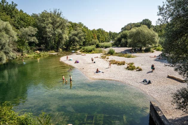 Low water levels on the Isar at 90 centimeters have caused the gravel banks a