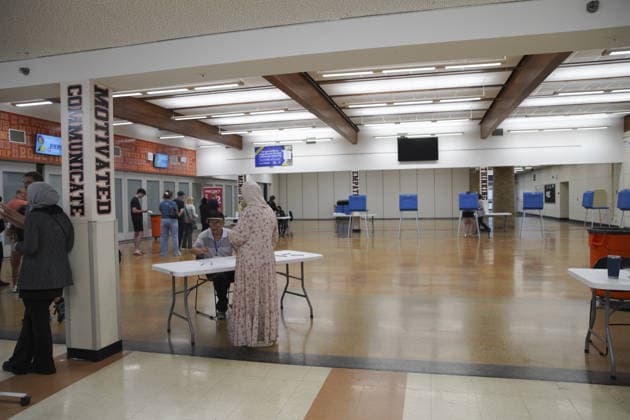 2026 Michigan primary election DEARBORN, MICHIGAN - AUGUST 4: People cast their ballots for 2026 Michigan primary election in Dearborn, MI, United States on August 4, 2026. Katie McTiernan Anadolu Michigan United States. Editorial use only. Please get in touch for any other usage.  Copyright: x2026xAnadoluxKatiexMcTiernanx