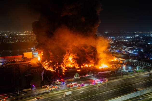 Santiago, August 4, 2026 Aerial view of a chemical fire affecting the Panimex company located at the intersection of Las Esteras Sur and Route 5 North in the municipality of Quilicura Javier Torres Aton Chile, Santiago, Chile Aton 1178211  Copyright: JAVIERxTORRES ATONxCHILE