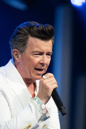 Rick Astley live at the Tanzbrunnen in Cologne on August 4, 2026 Copyright: xSvenxHeidmannx