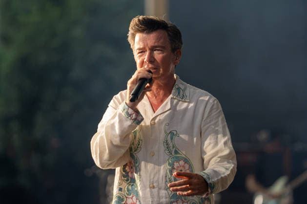 Rick Astley live at the Tanzbrunnen in Cologne on August 4, 2026 Copyright: xSvenxHeidmannx