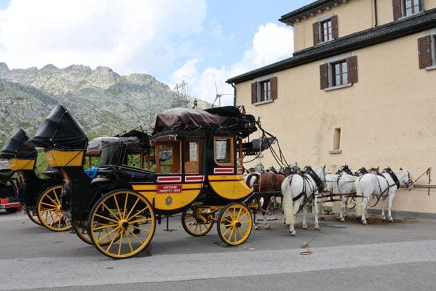 August 5, 2026 Switzerland Horses, Historic Gotthard Stagecoaches Day trips along the legendary route from Andermatt over the Gotthard Pass and the Tremola Road to Airolo Photo: Rest stop on the Gotthard Pass