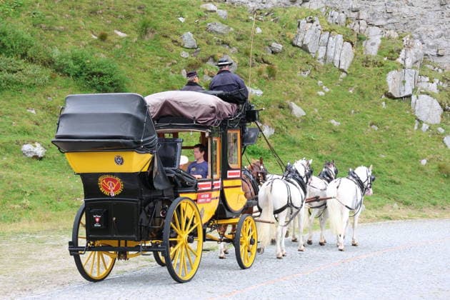 August 5, 2026 Switzerland Horses, Historic Gotthard Stagecoaches Day trips along the legendary route from Andermatt over the Gotthard Pass and the Tremola Road to Airolo Photo: Horse-drawn carriage on the Tremola Road