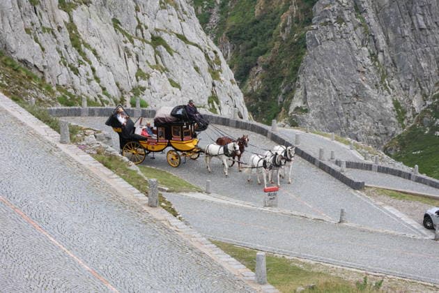 August 5, 2026 Switzerland Horses, Historic Gotthard Stagecoaches Day trips along the legendary route from Andermatt over the Gotthard Pass and the Tremola Road to Airolo Photo: Horse-drawn carriage on the Tremola Road