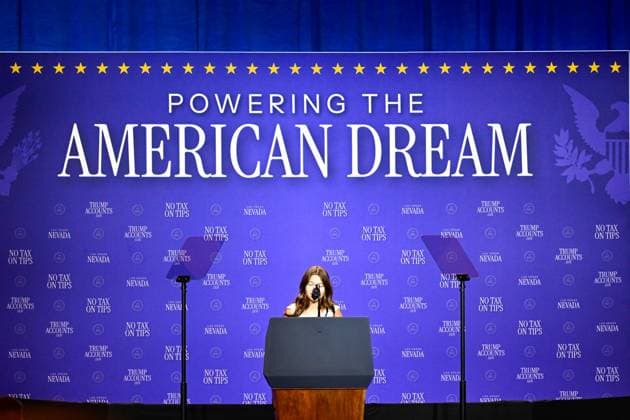 August 5, 2026, Las Vagas, Nevada, USA: LAS VEGAS, NV - AUGUST 5: Every Rybar sings the national anthem ahead of an event at the Red Rock Casino Resort in Las Vegas, Nevada, United States, on August 5, 2026. During the event, Trump highlighted his administration s economic agenda, including the No Tax on Tips policy, as part of a visit to Nevada focused on service industry workers and the state s economy. Las Vagas USA - ZUMAs197 20260805_aaa_s197_035 Copyright: xWestonxHancockx