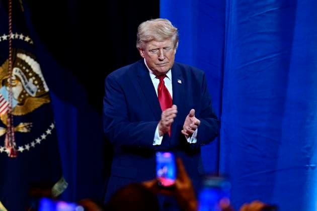 August 5, 2026, Las Vagas, Nevada, USA: LAS VEGAS, NV - AUGUST 5: U.S. President Donald J. Trump delivers remarks during an event at the Red Rock Casino Resort in Las Vegas, Nevada, United States, on August 5, 2026. During the event, Trump highlighted his administration s economic agenda, including the No Tax on Tips policy, as part of a visit to Nevada focused on service industry workers and the state s economy. Las Vagas USA - ZUMAs197 20260805_aaa_s197_061 Copyright: xWestonxHancockx