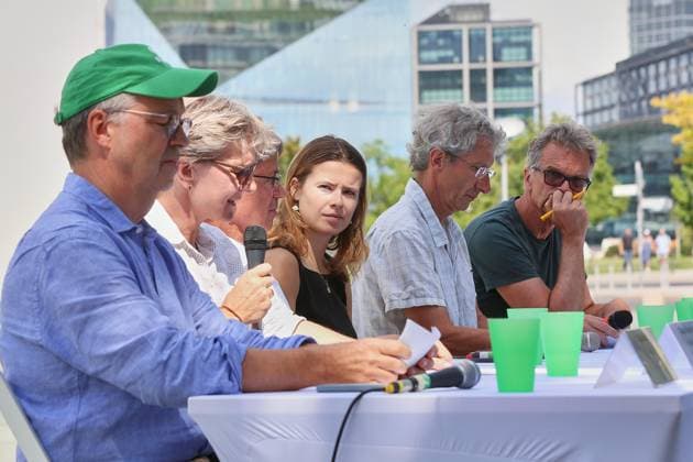 Berlin, Germany, August 6, 2026 Federal Chancellery Climate Alliance Calls for Heat Summit L R BUND Chair Olaf Bandt, AWO Board Member Claudia Mandrysch, Stefan Rahmstorf, climate activist Luisa Neubauer, Max Bürck Gemassmer, and Ralf Behring Copyright: xdtsxNachrichtenagenturx dts_129439