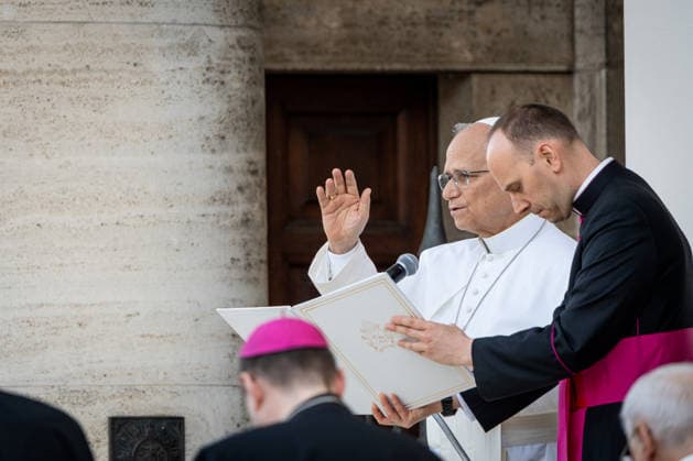 Pope Leo XIV leads a holy mass at Santa Maria degli Angeli Basilica during a pastoral visit in Assisi, Italy, on 06 August 2026. Pope Leo XIV leads a holy mass at Santa Maria degli Angeli Basilica during a pastoral visit in Assisi, Italy, on 06 August 2026., Credit:Stefano Costantino TTL Stefano Costantino Avalon Italy, Assisi  Copyright: xStefanoxCostantinoxTTLx xStefanoxCostantinox xAvalonx 1120996257