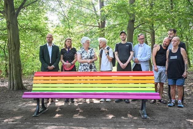 CSD memorial—a tree and a rainbow bench—are being set up at the scene of the accident ** FOR EDITORIAL USE ONLY ** EDITORIAL USE ONLY ** p CSD memorial tree and rainbow bench are being set up at the scene of the accident, photographed on August 6, 2026, in Berlin Berlin Berlin Berlin Copyright MaurizioxGambarini Copyright: MaurizioxGambarini doc871h69nbx4o3kyfgug7 ,EDITORIAL USE ONLY Copyright: MaurizioxGambarini