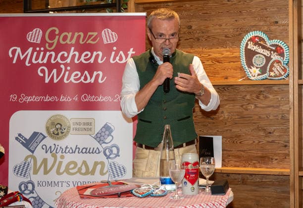 Munich, press conference for the 2027 Wirtshauswiesn at Spoeckmeier; Gregor Lemke welcomes the guests and presents the new features