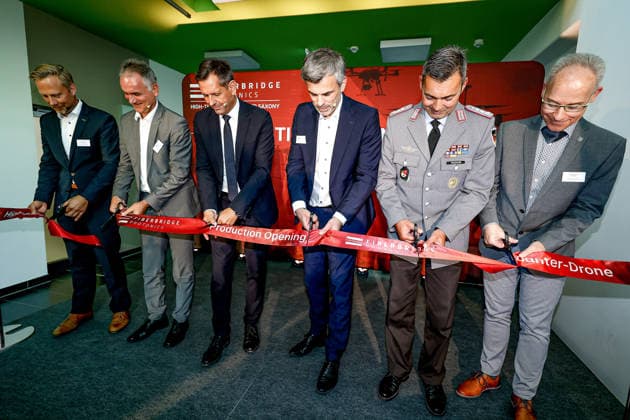 FiberBridge Photonics is launching mass production of high-power military laser systems for drone defense. Mass production of high-power military laser systems for drone defense in the European and international defense industries, Defense against drone swarms; ribbon-cutting ceremony at Hollerithallee 17, 30419 Hanover;
