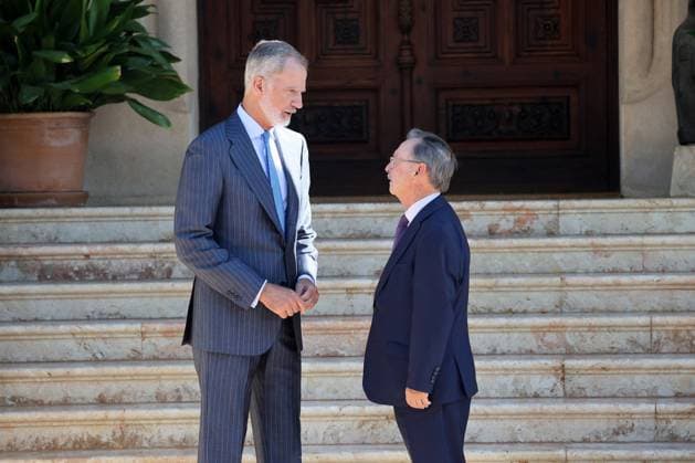 The King grants an audience to Juan Jesús Vivas Lara, President of the Autonomous City of Ceuta King VI with Juan Jesús Vivas Lara, President of the Autonomous City of Ceuta, at Marivent Palace, on 6 August 2026, in Palma de Mallorca (Balearic Islands, Spain). King Felipe VI receives the President of Ceuta, Juan Jesús Vivas, at the Marivent Palace in Palma to discuss the crisis triggered by the arrival of more than 70,000 migrants from Morocco in the autonomous city.