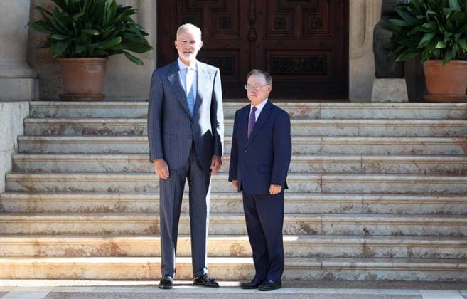 The King grants an audience to Juan Jesús Vivas Lara, President of the Autonomous City of Ceuta King VI with Juan Jesús Vivas Lara, President of the Autonomous City of Ceuta, at Marivent Palace, on 6 August 2026, in Palma de Mallorca (Balearic Islands, Spain). King Felipe VI receives the President of Ceuta, Juan Jesús Vivas, at the Marivent Palace in Palma to discuss the crisis triggered by the arrival of more than 70,000 migrants from Morocco in the autonomous city.