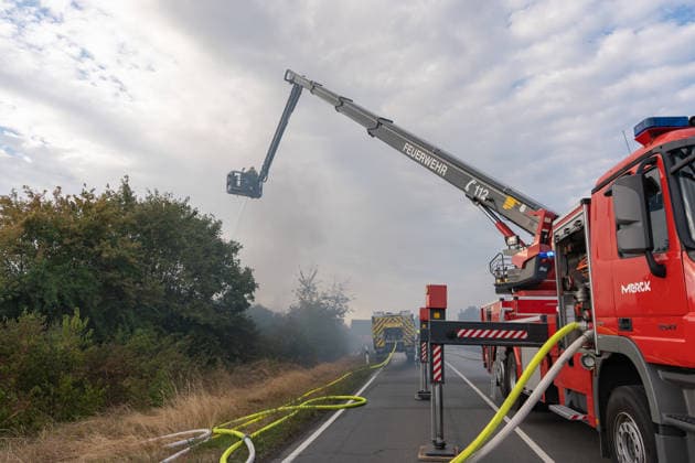 Major Fire at Waste Management Facility; Black Cloud of Smoke Visible for Kilometers On Thursday afternoon, August 6, 2026, a fire broke out around 4:20 p.m. at a waste disposal facility in the