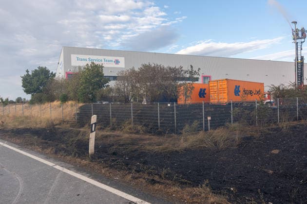 Major Fire at Waste Management Facility; Black Cloud of Smoke Visible for Kilometers On Thursday afternoon, August 6, 2026, a fire broke out around 4:20 p.m. at a waste disposal facility in the