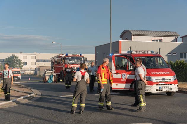 Major Fire at Waste Management Facility; Black Cloud of Smoke Visible for Kilometers On Thursday afternoon, August 6, 2026, a fire broke out around 4:20 p.m. at a waste disposal facility in the