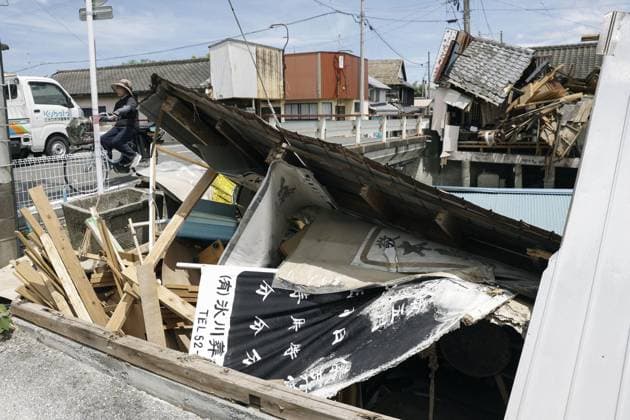 Aftermath of strong earthquake in Kumamoto Collapsed houses are pictured in Yatsushiro, Kumamoto Prefecture, on Aug. 7, 2026, after a powerful earthquake struck the southwestern Japan prefecture on July 28.  A14AA0005625324P