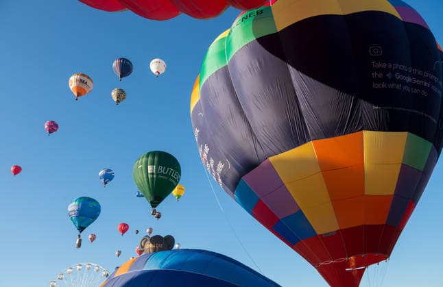 August 7, 2026, Bristol, Bristol, UK: Bristol, UK. Hot air balloons take off in a mass ascent from Ashton Court on Friday morning for the official opening of the 2026 48th Bristol International Balloon Fiesta in partnership with Albert Goodman which takes place from from Friday, August 7, to Sunday, August 9, with mass ascents and night glows celebrating the city of Bristol and its heritage links to hot air ballooning. There will be an expanded special shapes line-up featuring beloved classics, recent favourites and new additions. Bristol UK  - ZUMAl94_ 20260807_zaf_l94_017 Copyright: xSimonxChapmanx