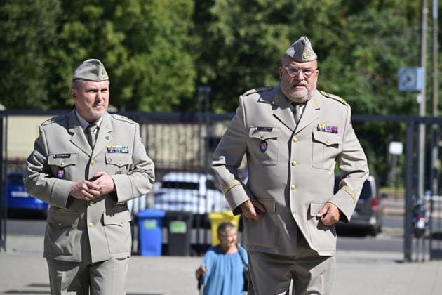 Last farewell to Czech artist Milan Knizak took place at the Strasnice Crematorium, in Prague, Czech Republic, on August 7, 2026. From left: Michal Burian and Ales Knizek of the Military History Institute (VHU). (CTKxPhoto RomanxVondrous) CTKPhotoP2026080702918  CTKPhotoP2026080702918