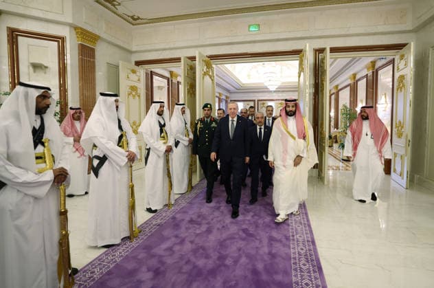 Turkish President Recep Tayyip Erdogan in Saudi Arabia MECCA, SAUDI ARABIA - AUGUST 7: (----EDITORIAL USE ONLY - MANDATORY CREDIT - TURKISH PRESIDENCY MURAT CETINMUHURDAR HANDOUT - NO MARKETING NO ADVERTISING CAMPAIGNS - DISTRIBUTED AS A SERVICE TO CLIENTS----) Turkish President Recep Tayyip Erdogan (3rd R) meets with Saudi Crown Prince Mohammed bin Salman (2nd R) during a working visit in Mecca, Saudi Arabia, on August 7, 2026. Turkish Presidency Murat Cetinmuhurdar Handout Anadolu Mecca Saudi Arabia. Editorial use only. Please get in touch for any other usage.  Copyright: x2026xAnadoluxTurkishxPresidencyx xMuratxCetinmuhurdarx xHandoutx