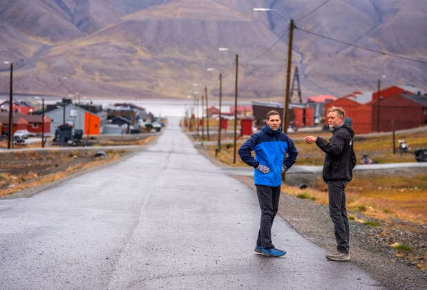 Minister of Climate and Environment Andreas Bjelland Eriksen Visits Svalbard, Longyearbyen, August 7, 2026 Minister of Climate and Environment Andreas Bjelland Eriksen Visits Svalbard  Copyright: xOlexBerg-Rustenx xNTBx