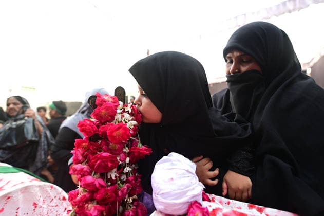 August 7, 2026, Prayagraj, Uttar Pradesh, India: Prayagraj: Muslims take part in 72 Taboot procession following Muharram month, in Prayagraj on Friday, August 7, 2026. Prayagraj India  - ZUMAv115 20260807_zap_v115_010 Copyright: xPrabhatxKumarxVermax
