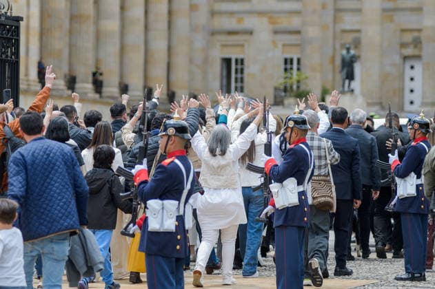 August 7, 2026, Bogota, Bogota D.C, Colombia: Colombian left-wing president Gustavo Petro (2022-2026) leaves the presidential palace Palacio de Narino ahead of the inauguration of president-elect Abelardo De la Espriella on August 7, 2026 in Bogota, Colombia. Bogota Colombia  - ZUMAvp1_ 20260807_zia_vp1_016 Copyright: xSebastianxBarrosx