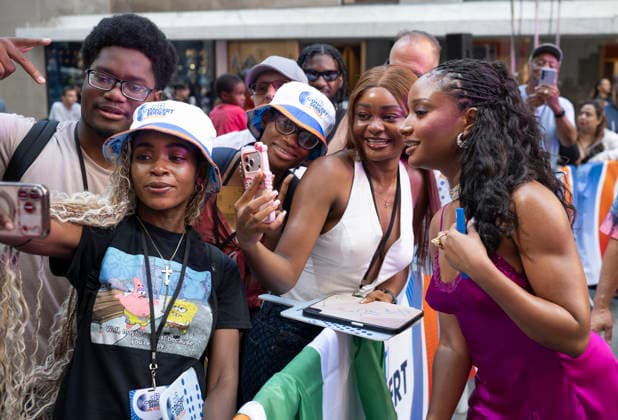 August 7, 2026, New York, Ny, United States: Ayra Starr performs at The Today Show 2026 Citi Concert Series. Held at Rockefeller Plaza in New York. Zuma Press August 7, 2026. New York United States - ZUMAp281 20260807_zea_p281_024 Copyright: xPhotoxImagexPressx