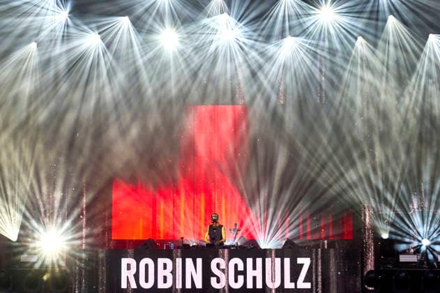 Robin Schulz live at the 2026 Summer Festival at Autostadt Wolfsburg, August 7, 2026 Foto:xU.xStammx xFuturexImagex schulz_6826