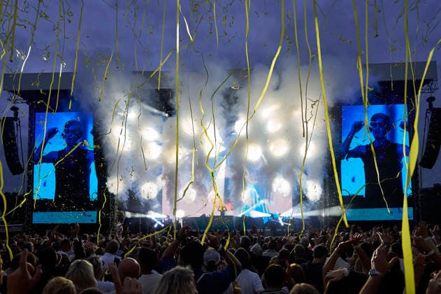 Robin Schulz live at the 2026 Summer Festival at Autostadt Wolfsburg, August 7, 2026 Foto:xU.xStammx xFuturexImagex schulz_6828
